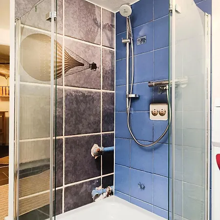 Petite * Halle (Saale)